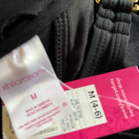 Juniors' sexy Shirred Underwire One Piece
Swimsuit Xhilaration Black nwt - Picture 5 of 5